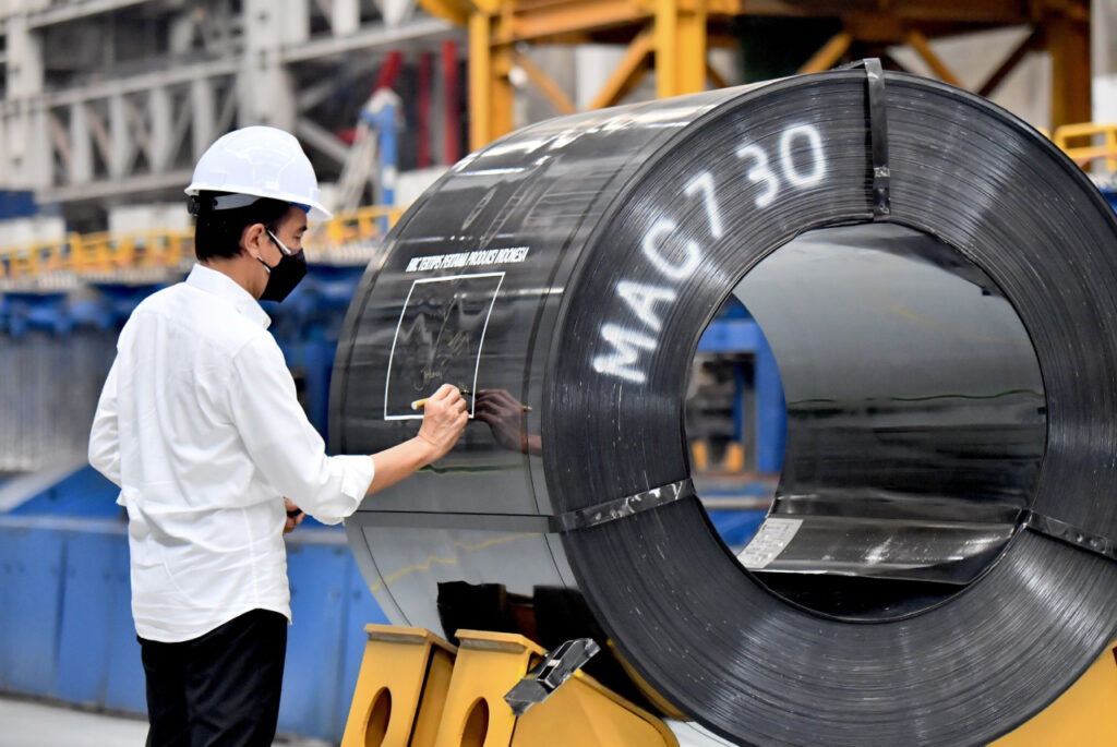 Dapatkan kisi kisi soal tes rekrutmen Krakatau Steel terbaru dan terlengkap!